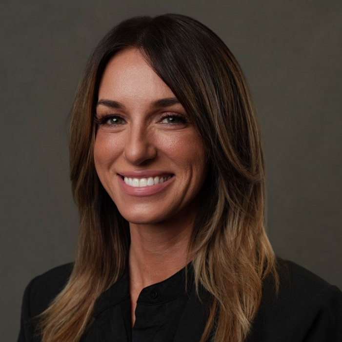 Samantha Brown Headshot